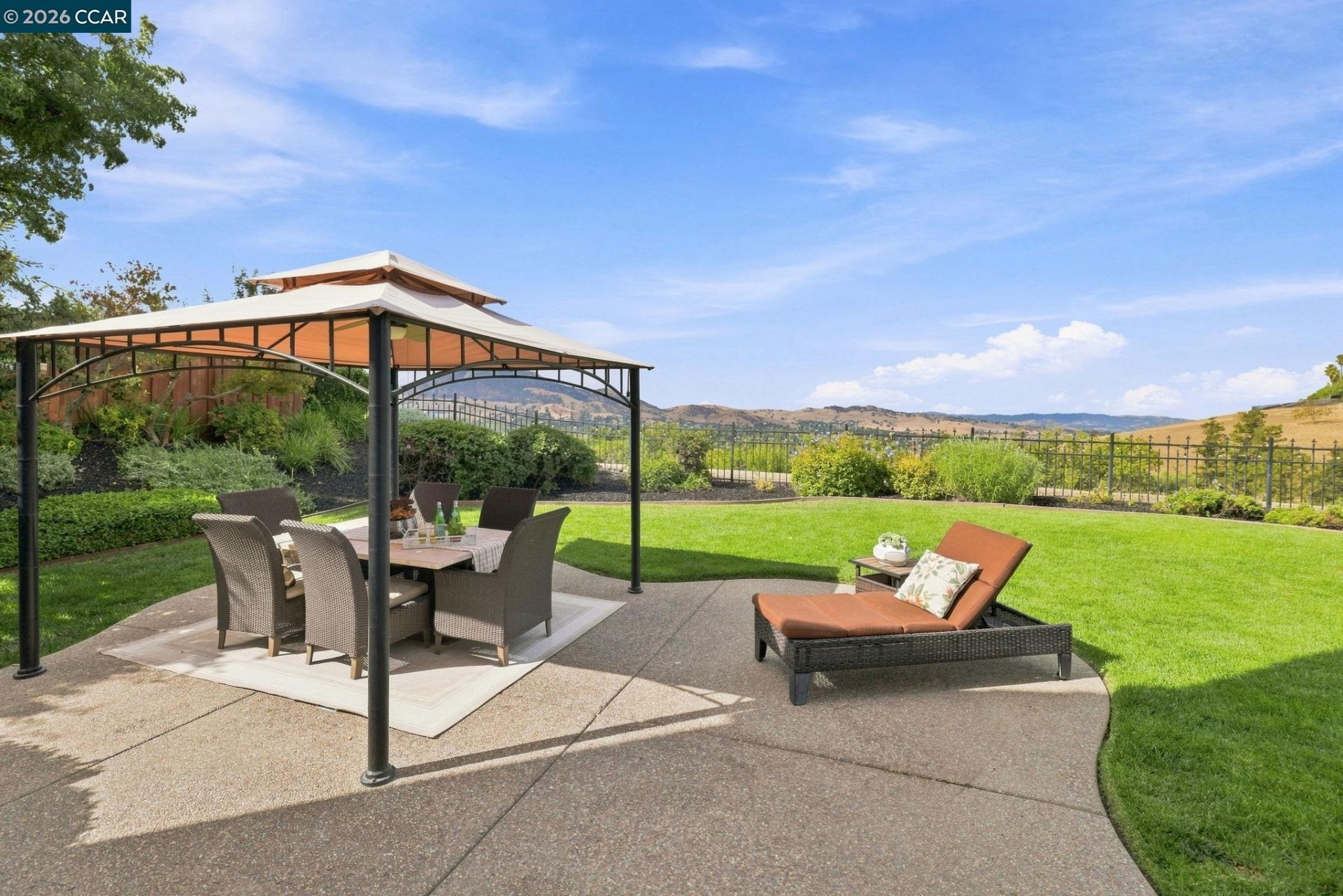 Property photo 38