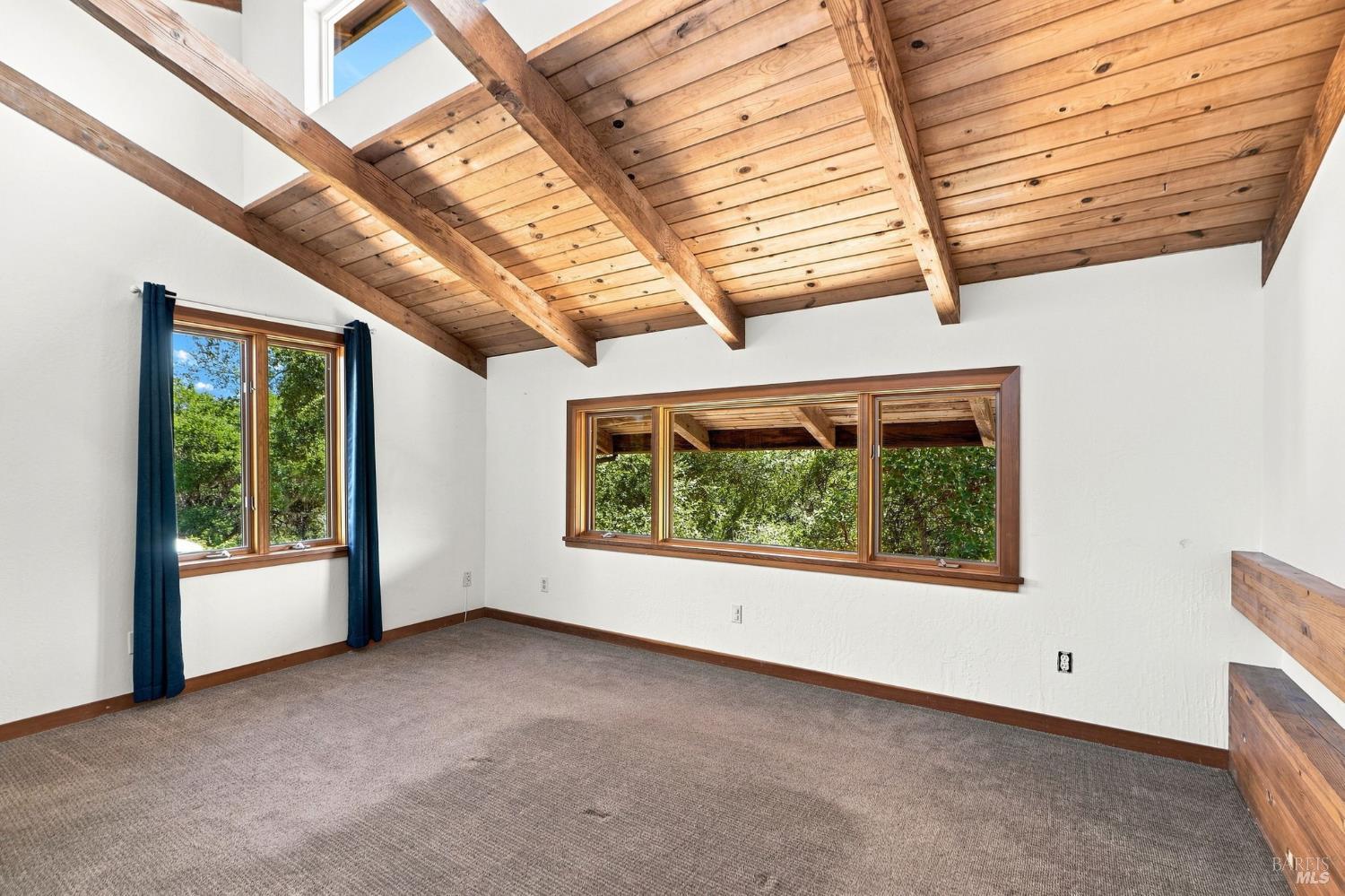 Property photo 33