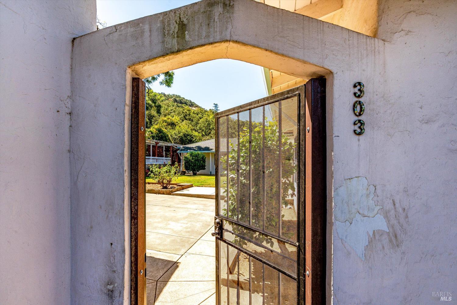Property photo 33