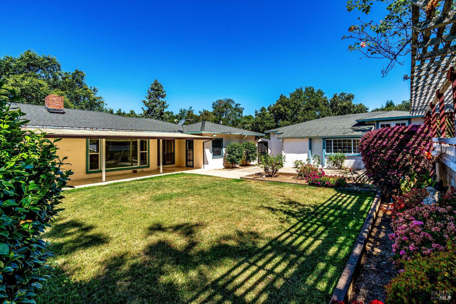 Property photo 37