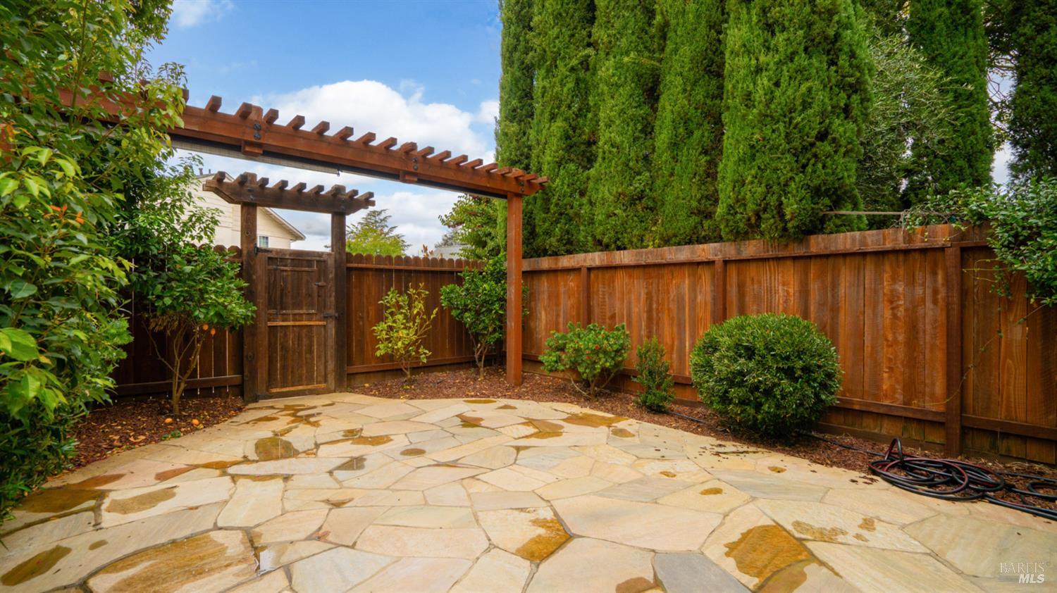 Property photo 42