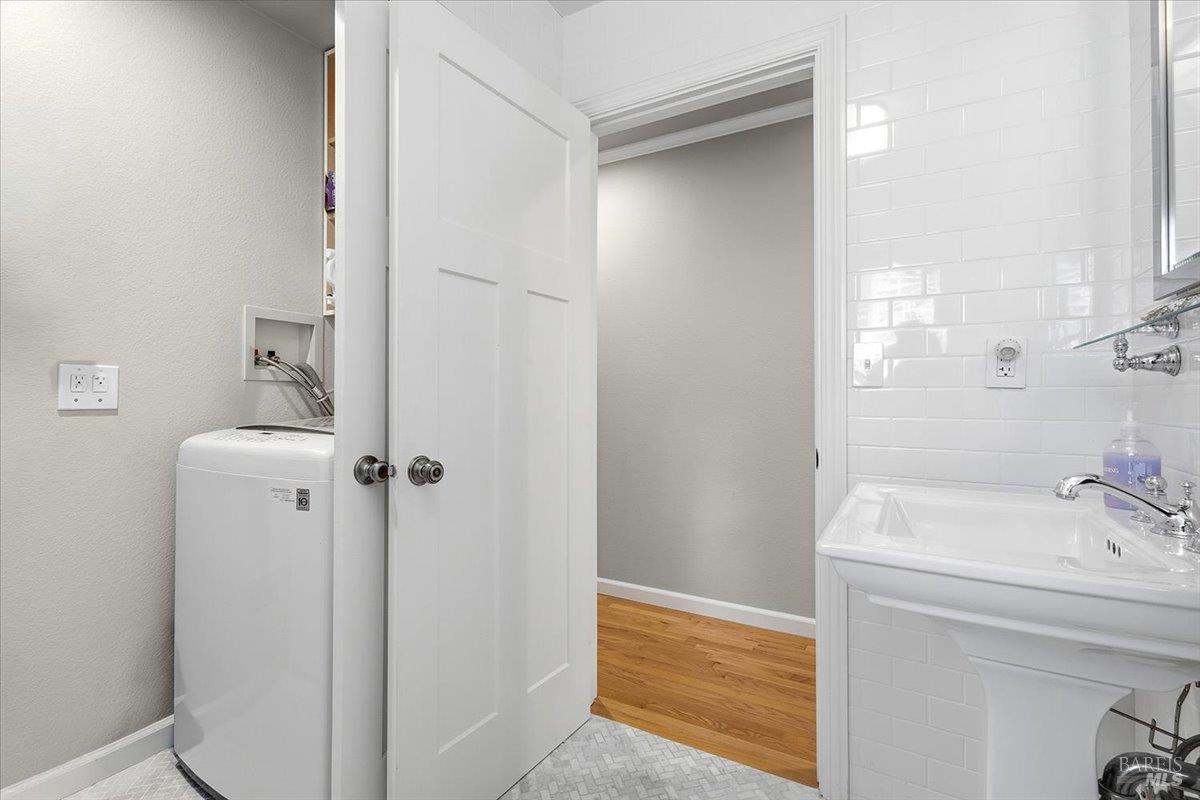 Property photo 35