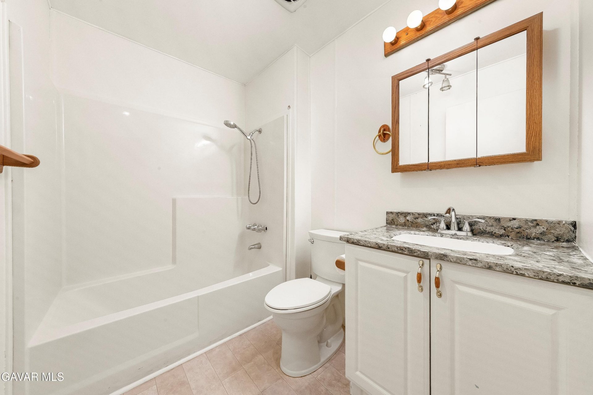 Property photo 28