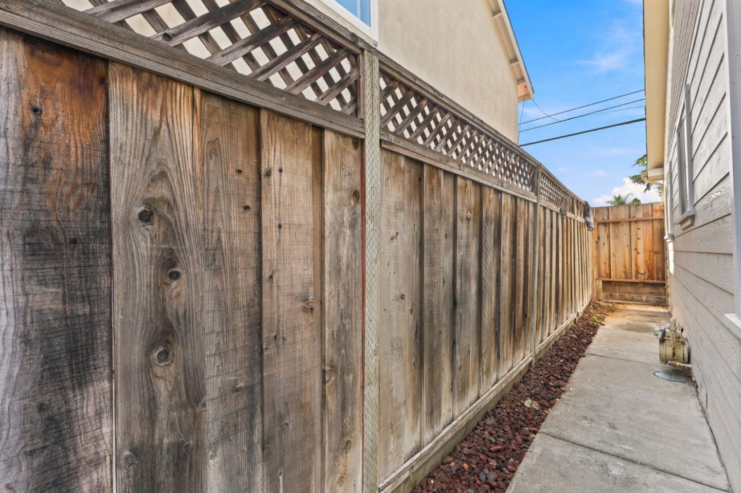 Property photo 28