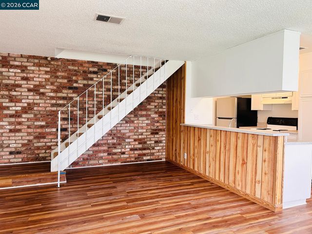 Property photo 50