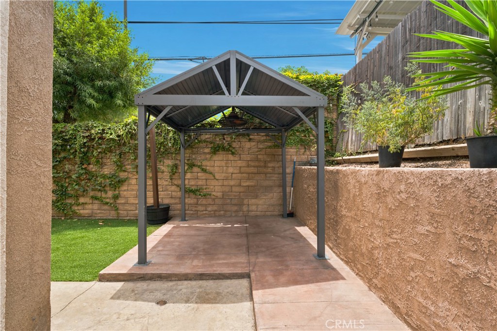 Property photo 22