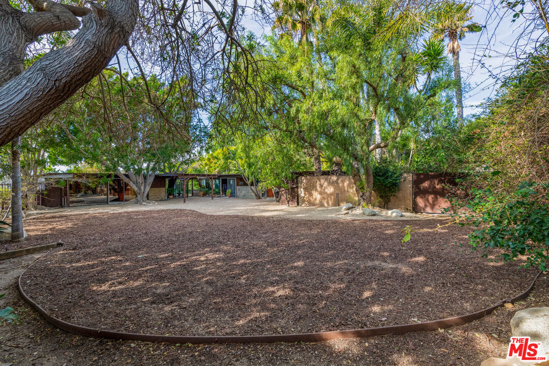 Property photo 32