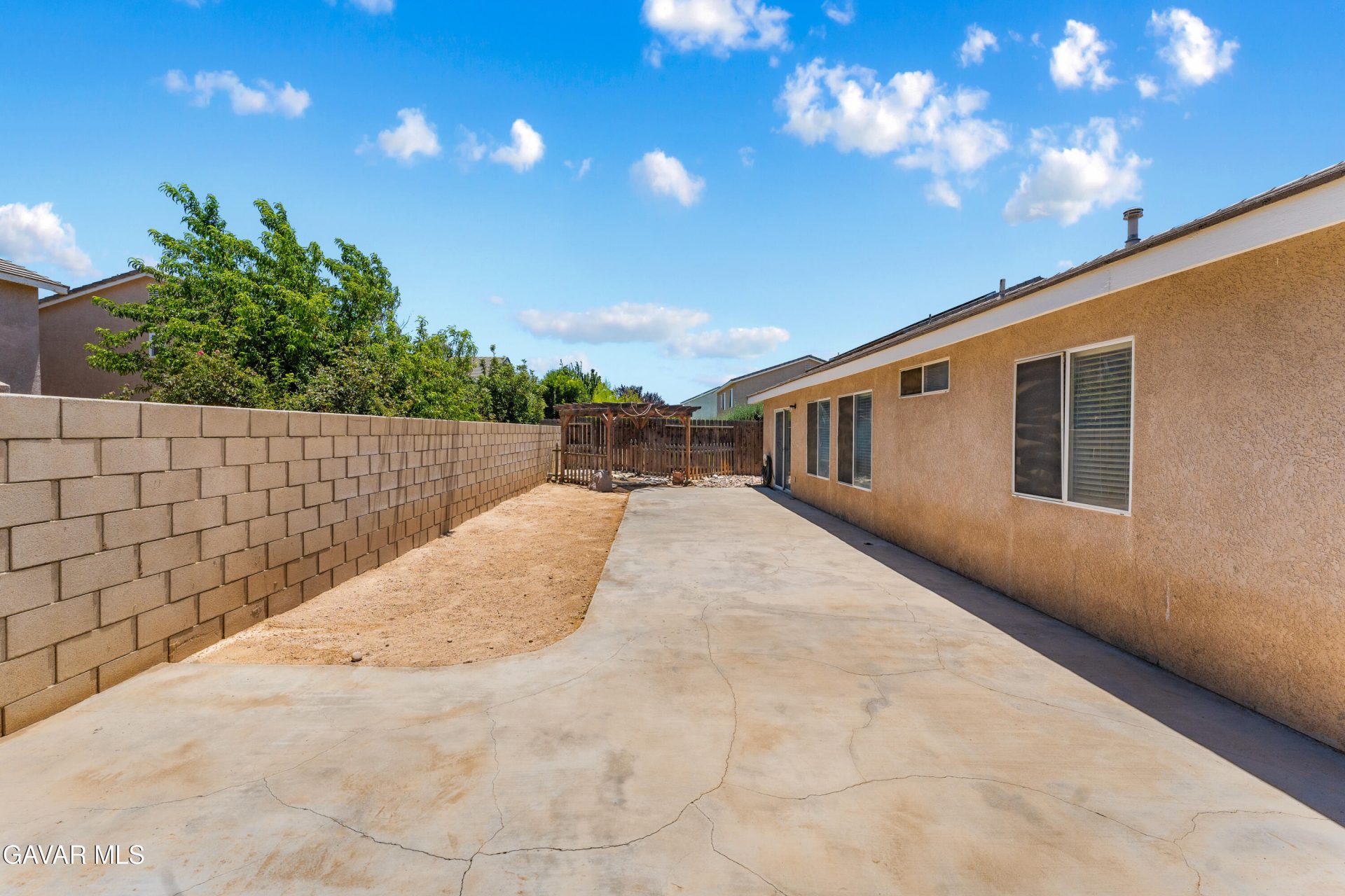 Property photo 38