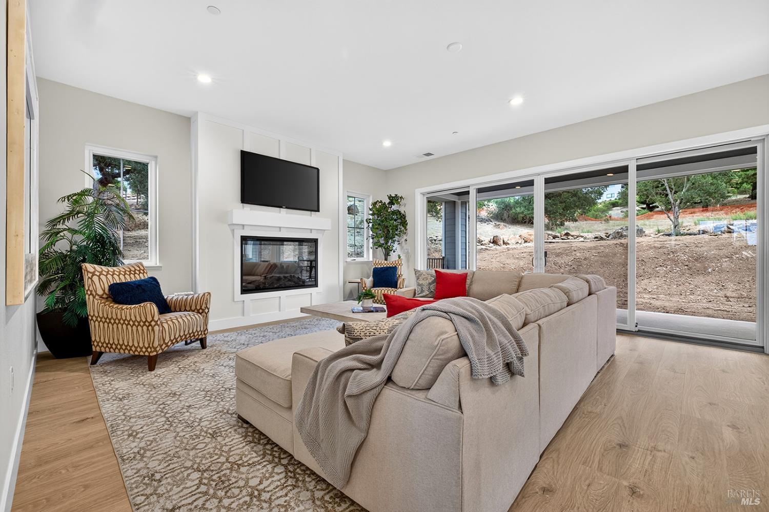 Property photo 28