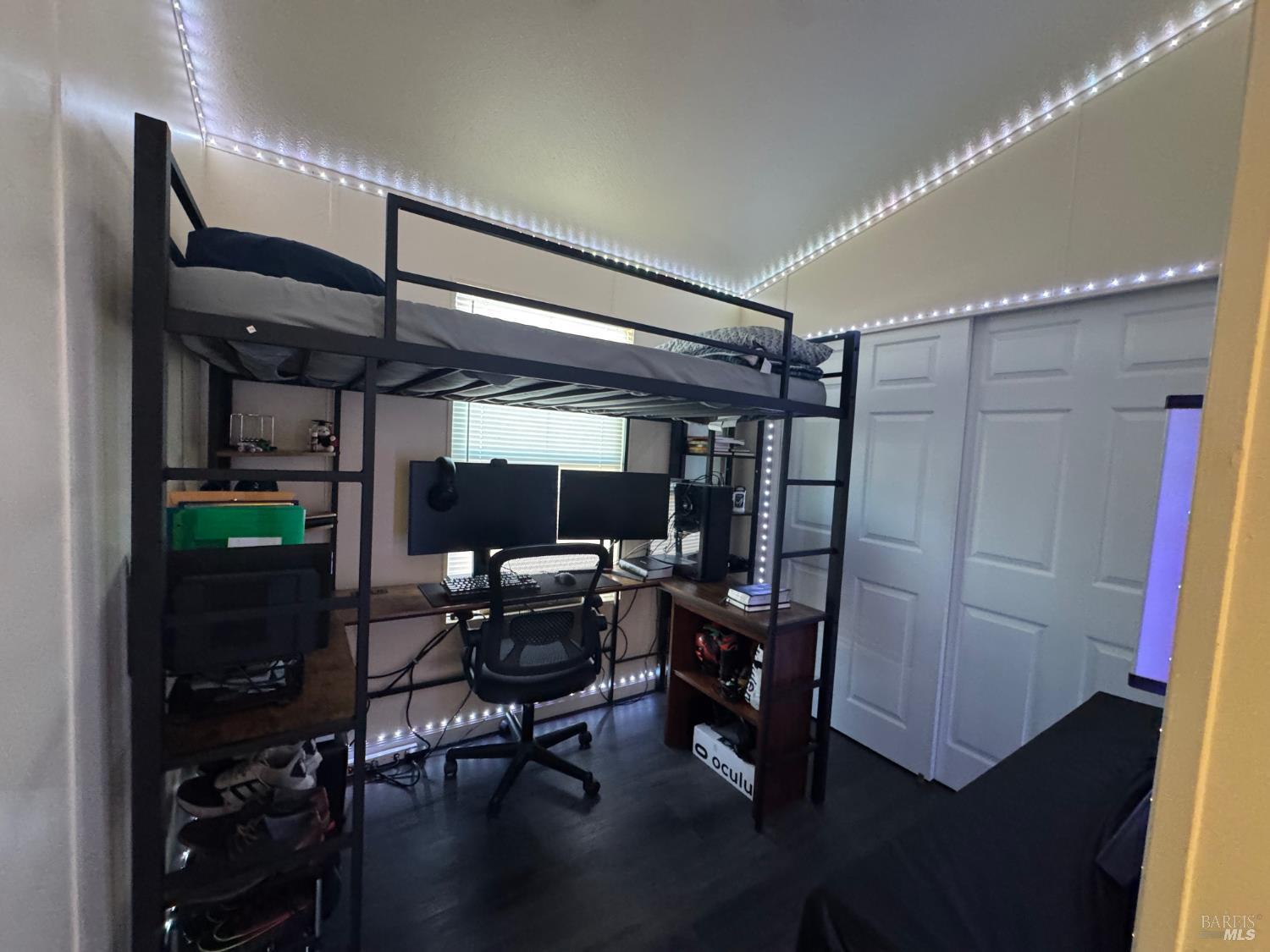 Property photo 25