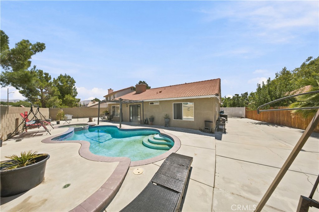 Property photo 25