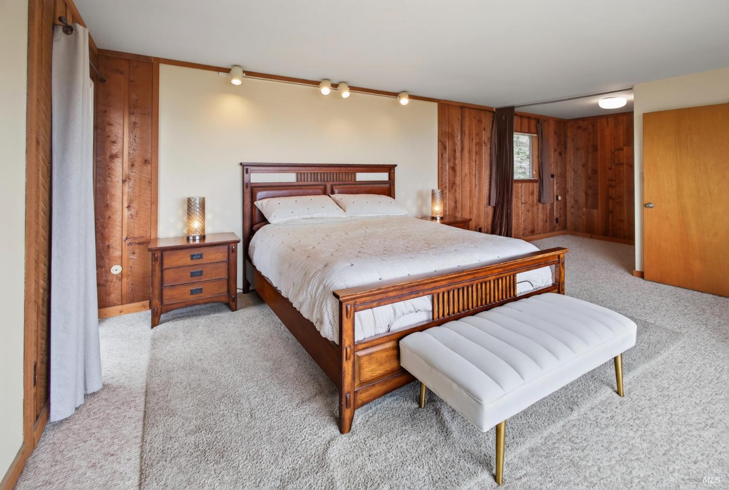 Property photo 50