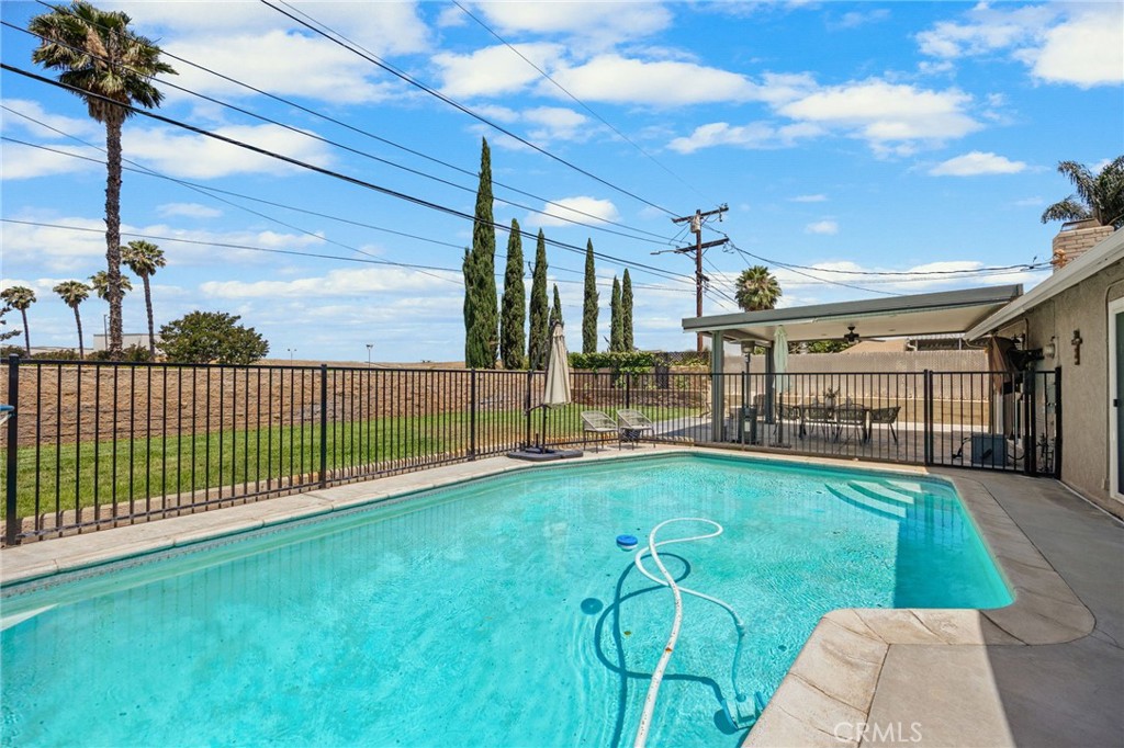 Property photo 28