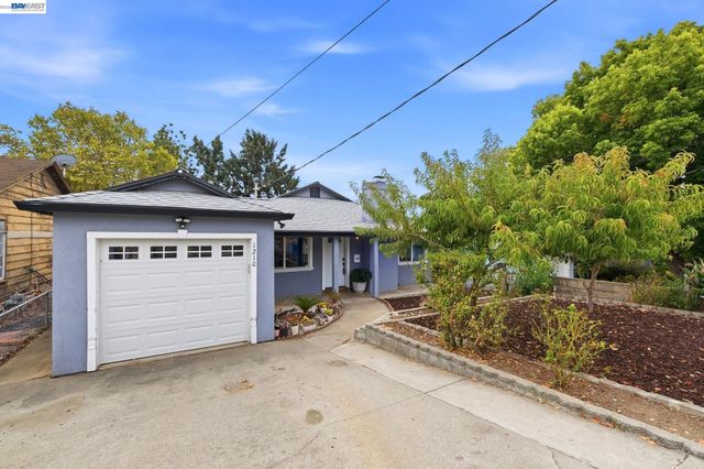 Property photo 36