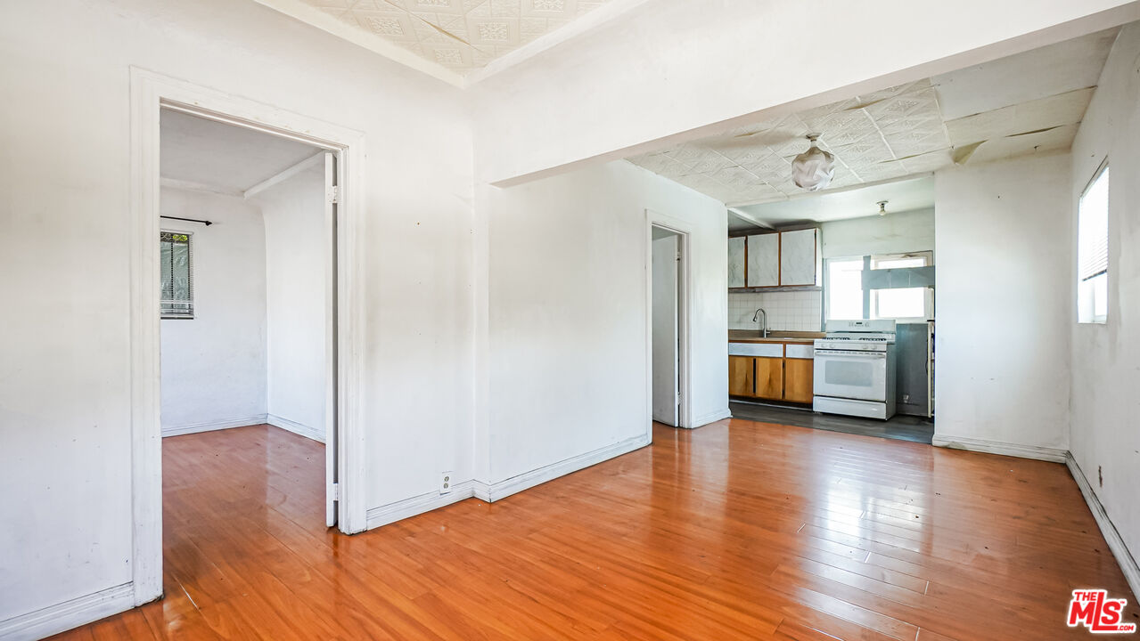 Property photo 28