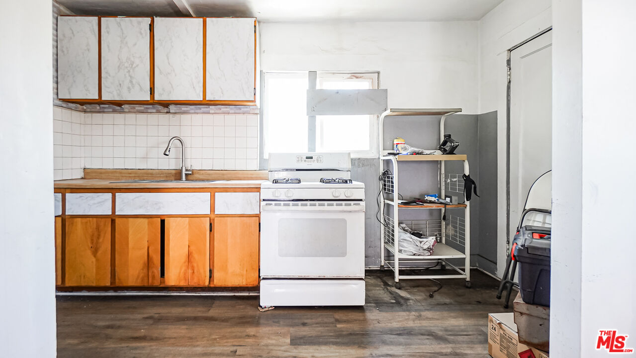 Property photo 33