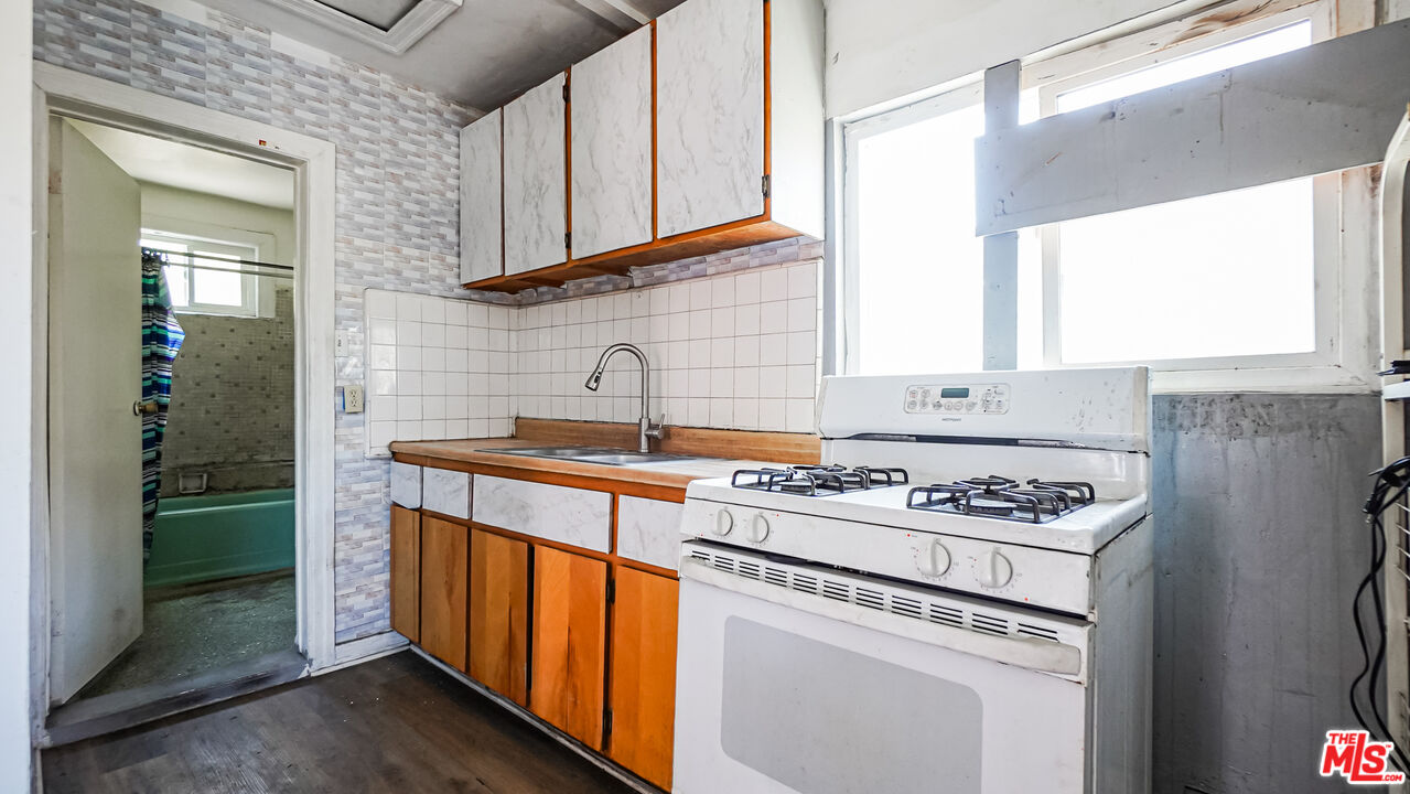 Property photo 34