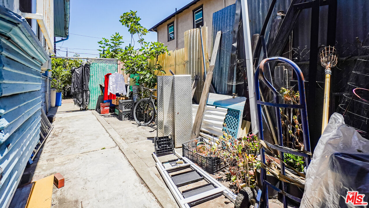 Property photo 40