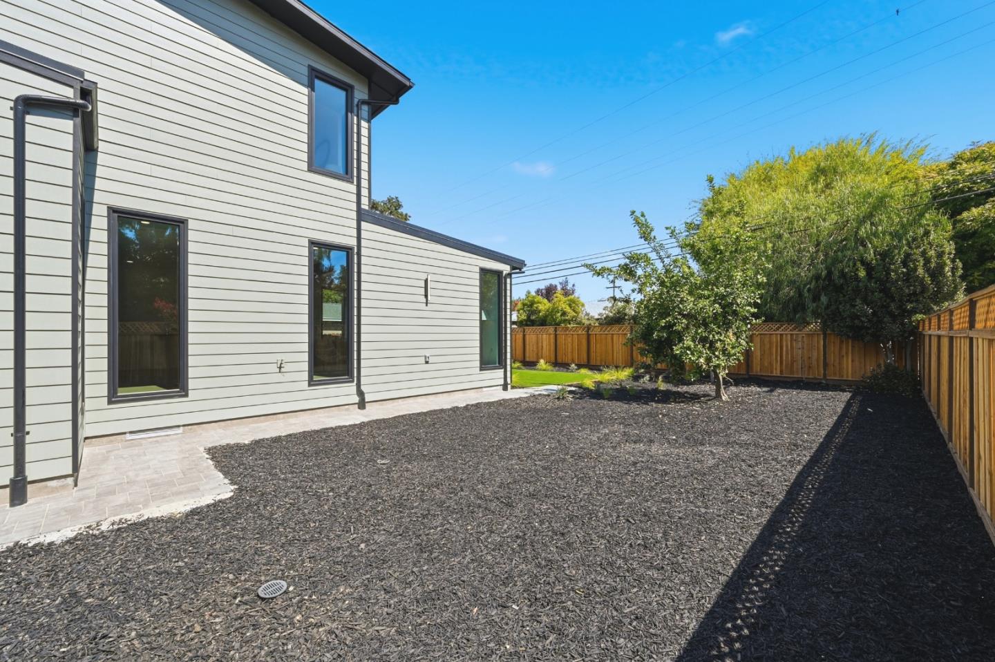 Property photo 44