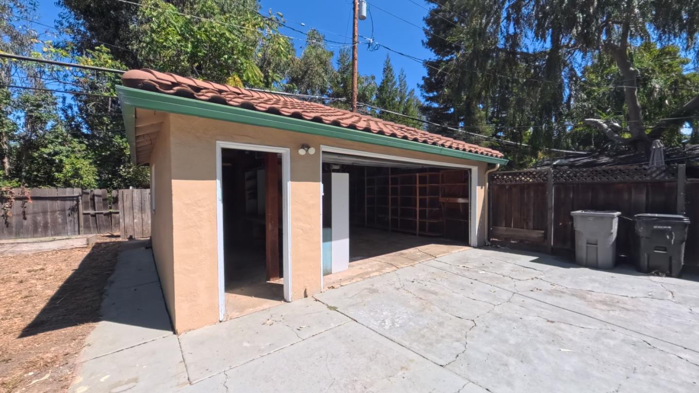 Property photo 42