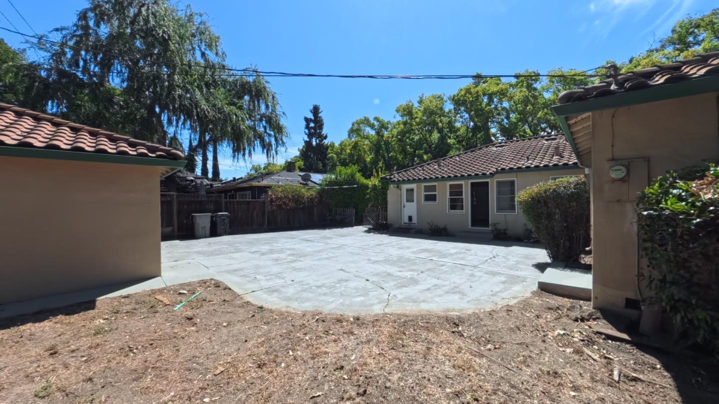 Property photo 44