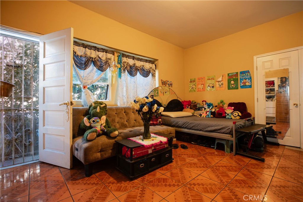 Property photo 24