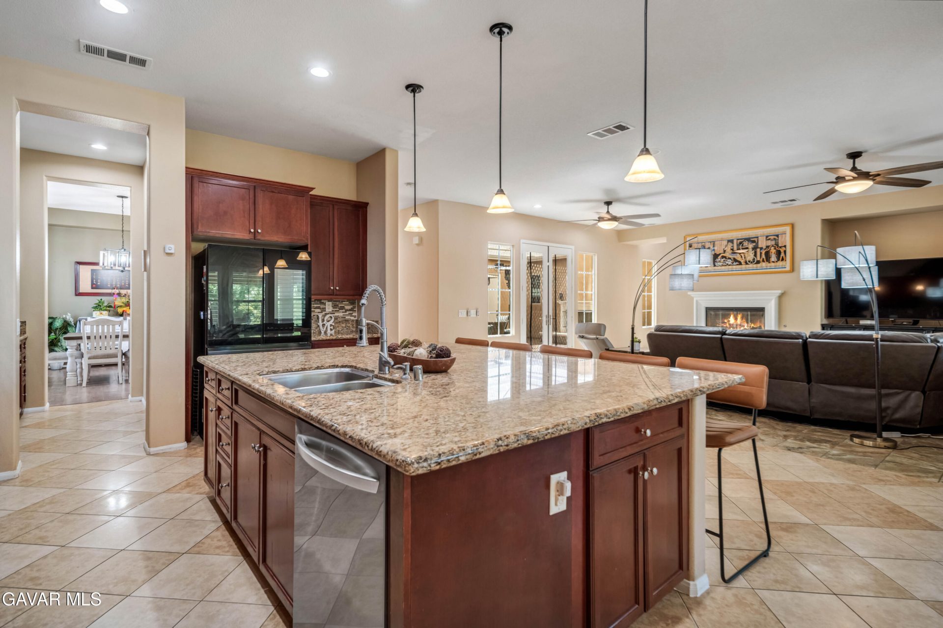 Property photo 25