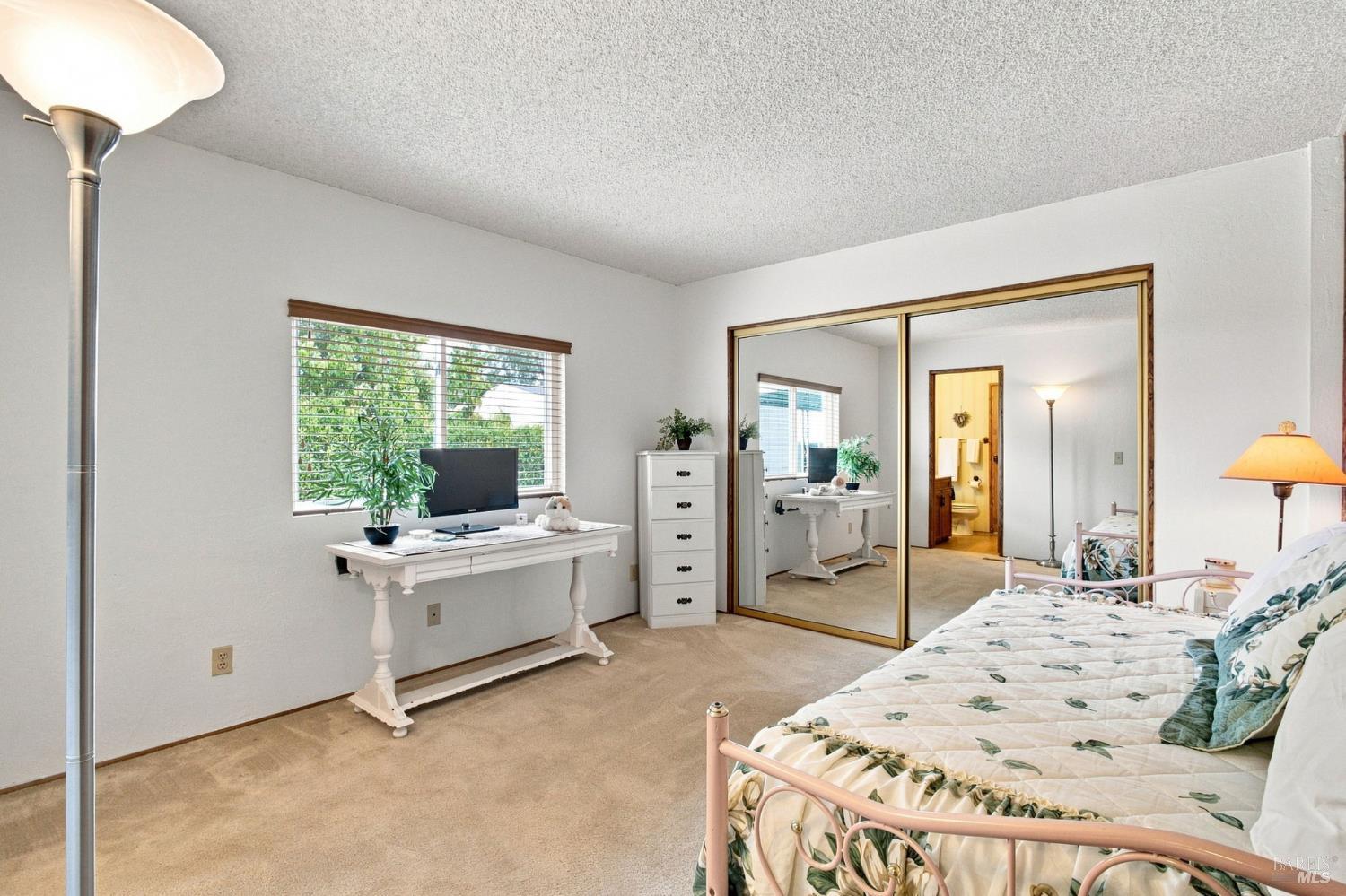 Property photo 28