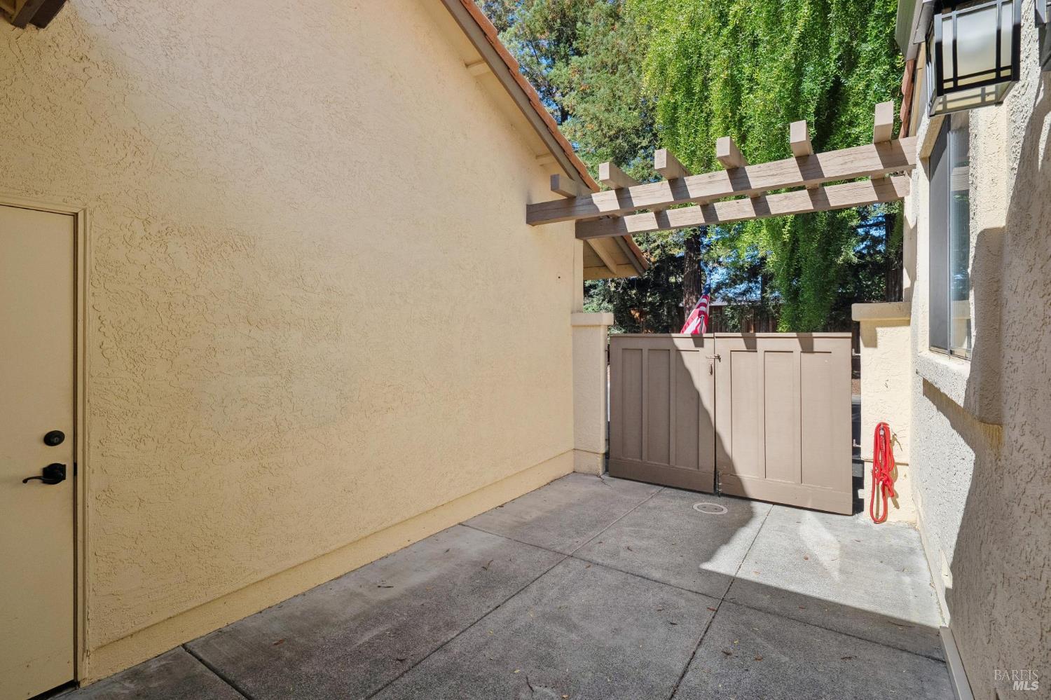 Property photo 25