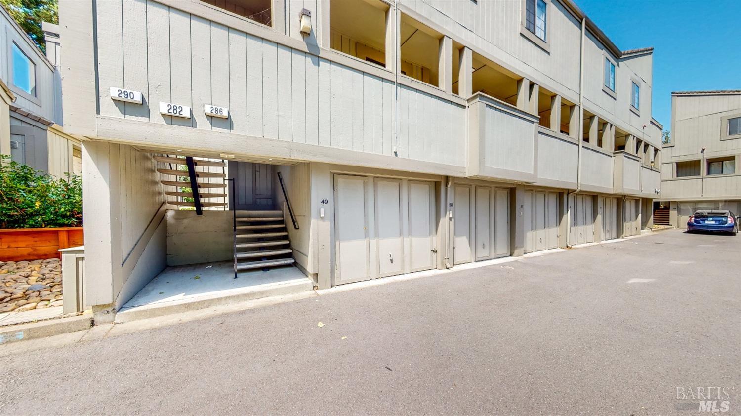 Property photo 28
