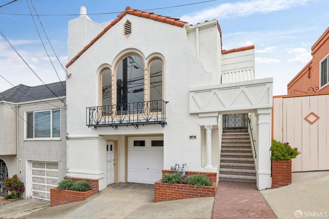 Property photo 35