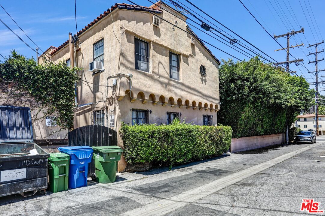 Property photo 25