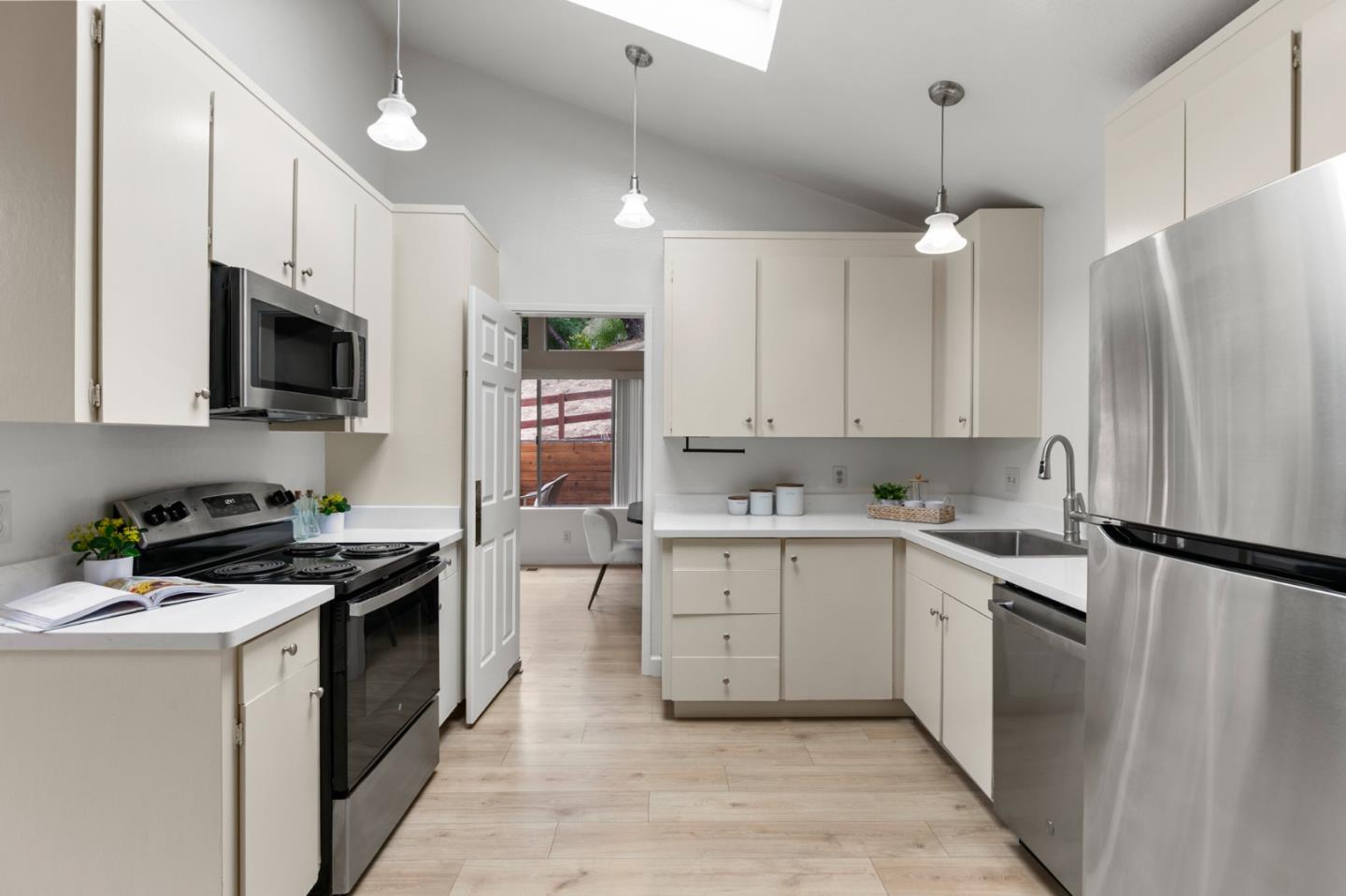 Property photo 16