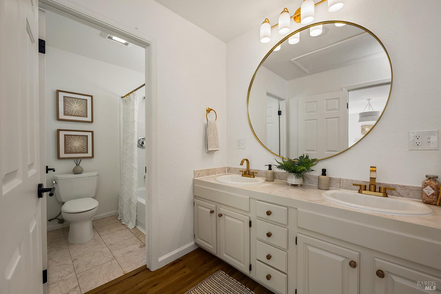 Property photo 38