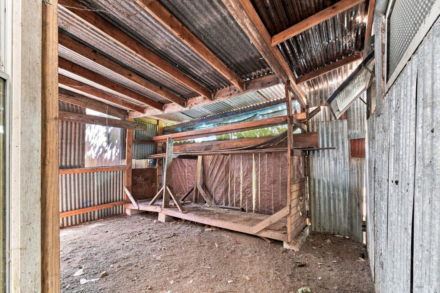 Property photo 37