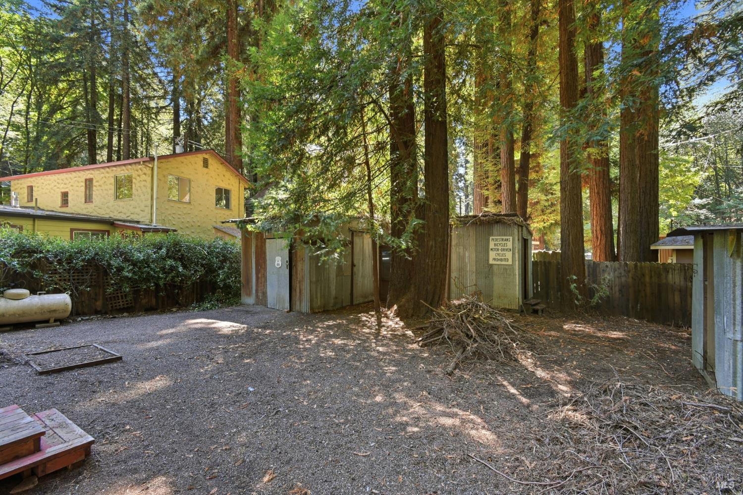 Property photo 44