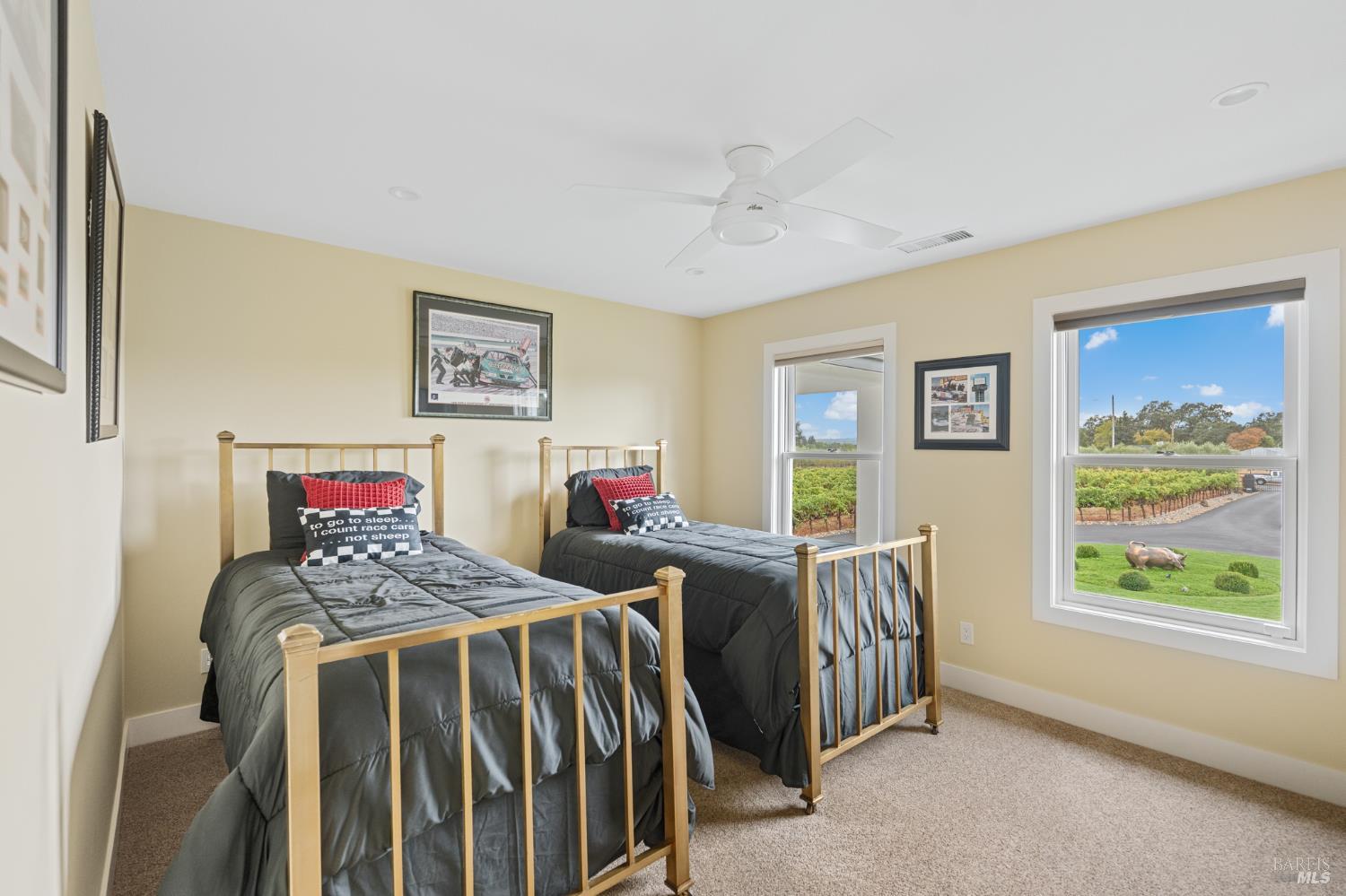Property photo 44