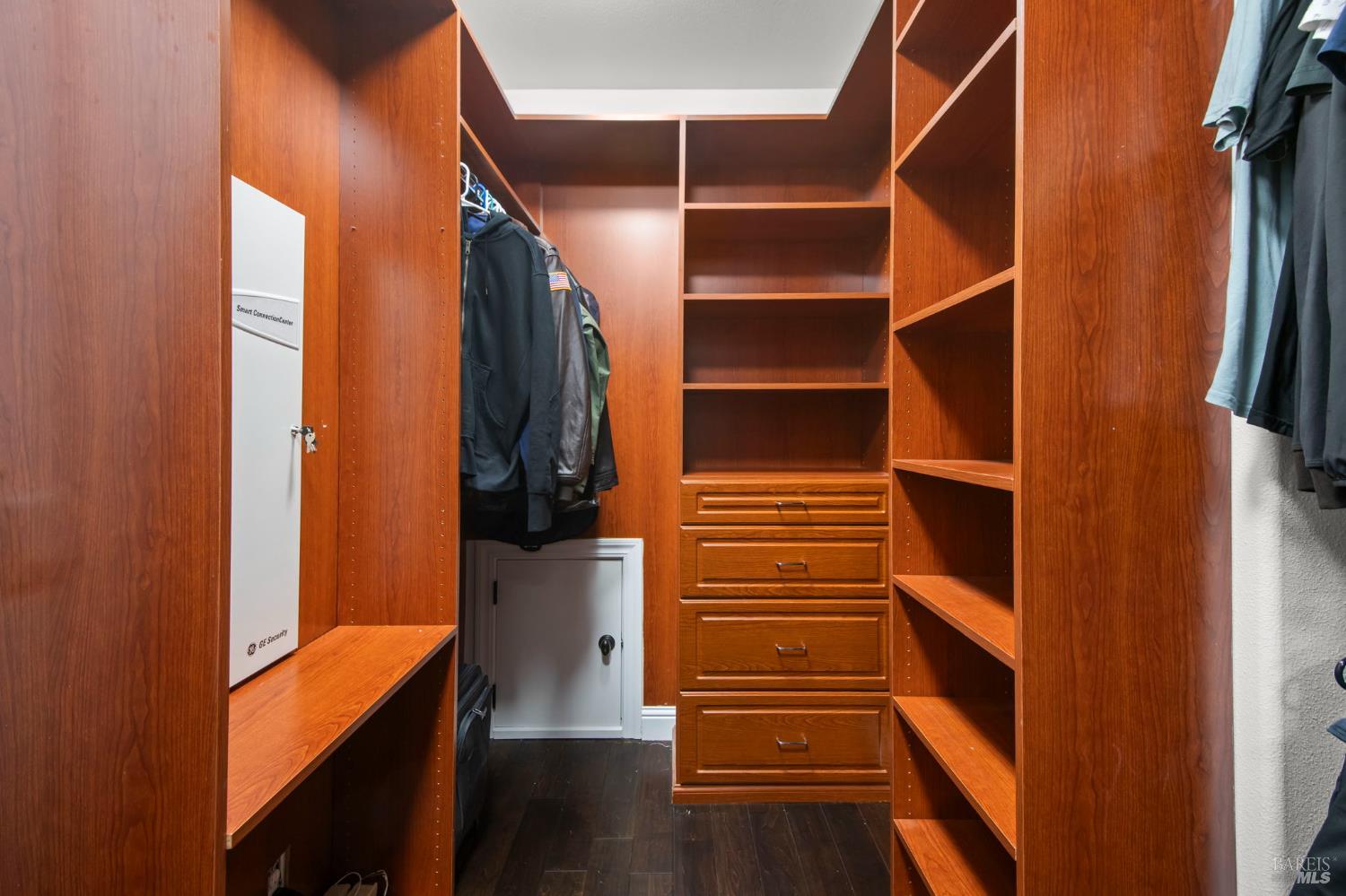 Property photo 35