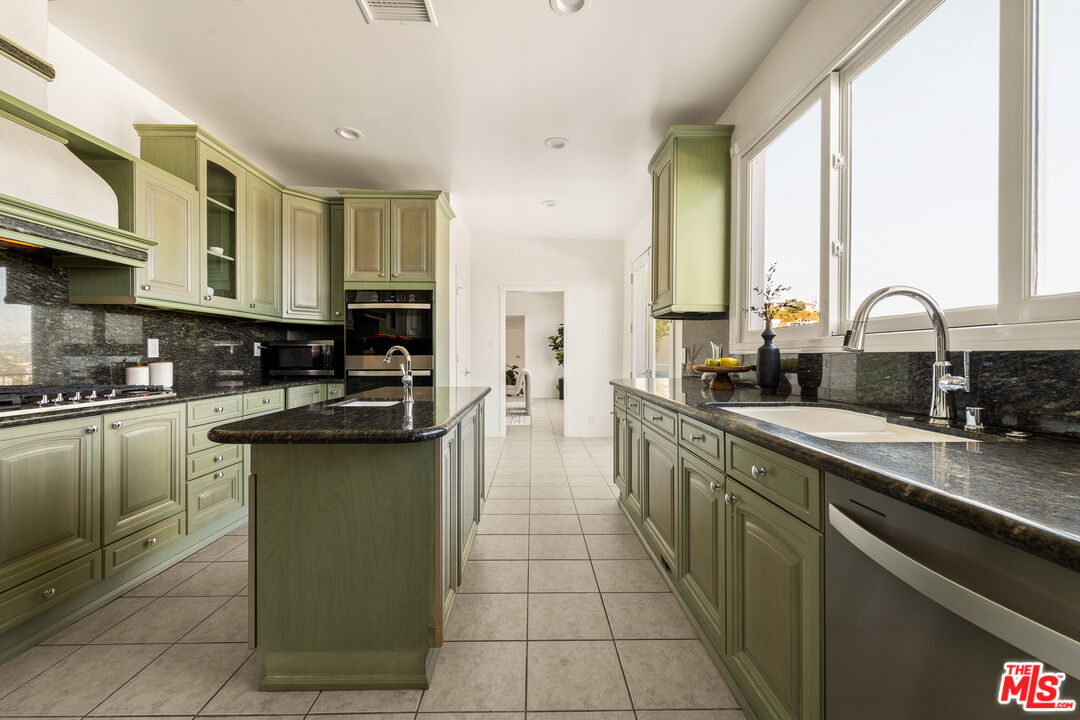 Property photo 27
