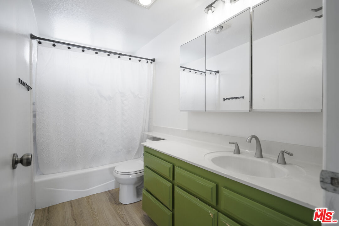 Property photo 35