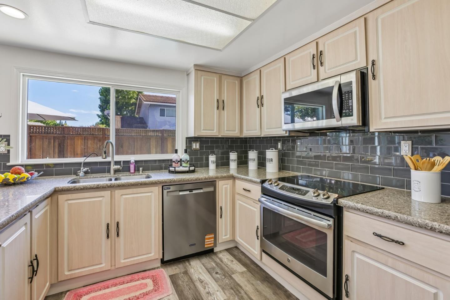 Property photo 23