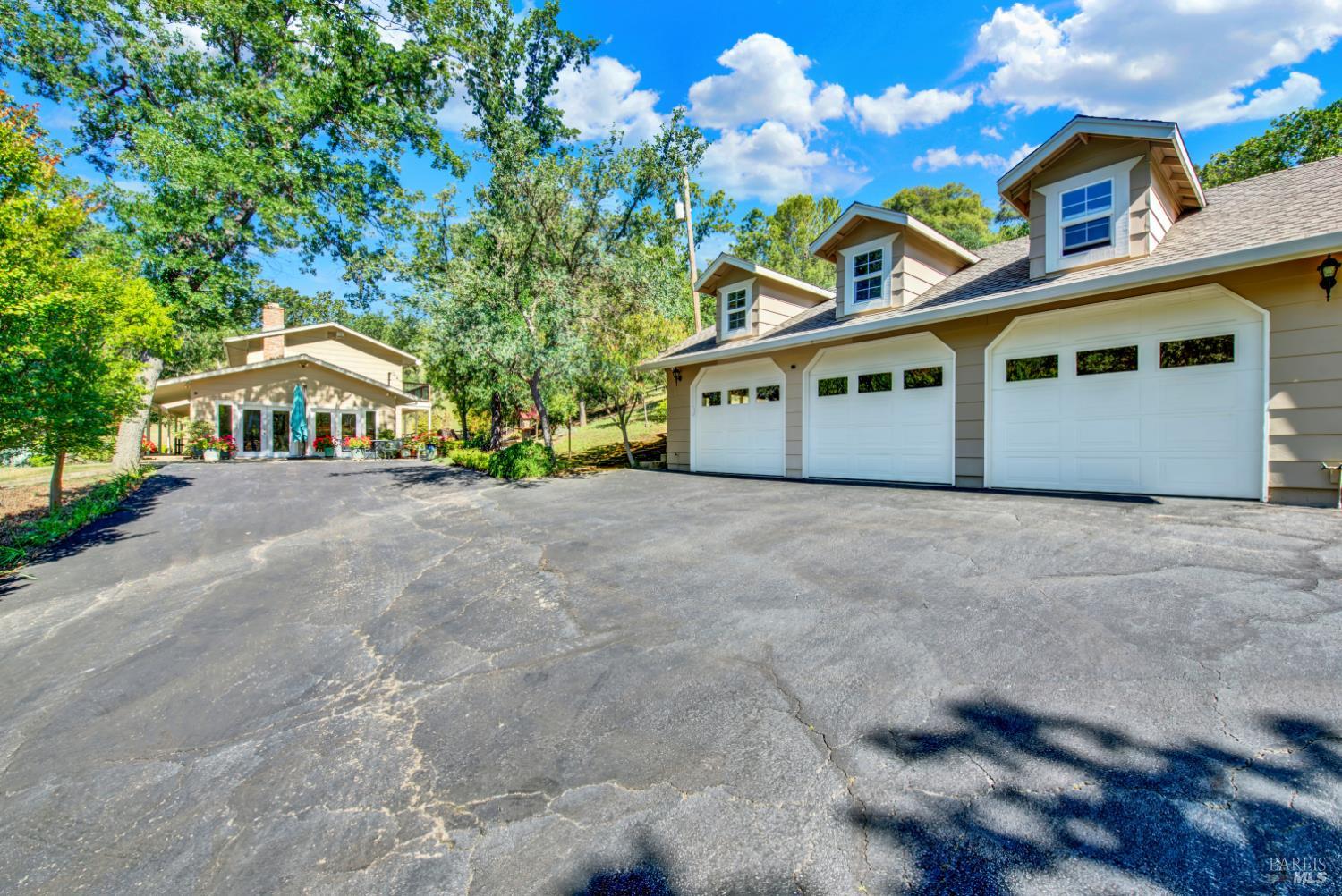 Property photo 25