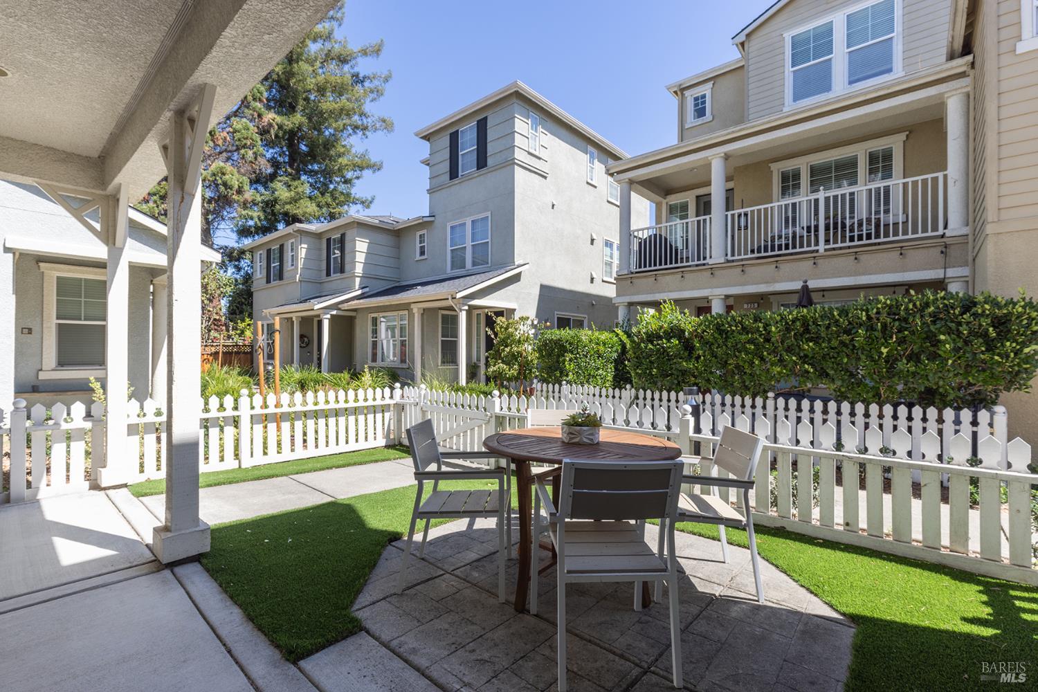 Property photo 35