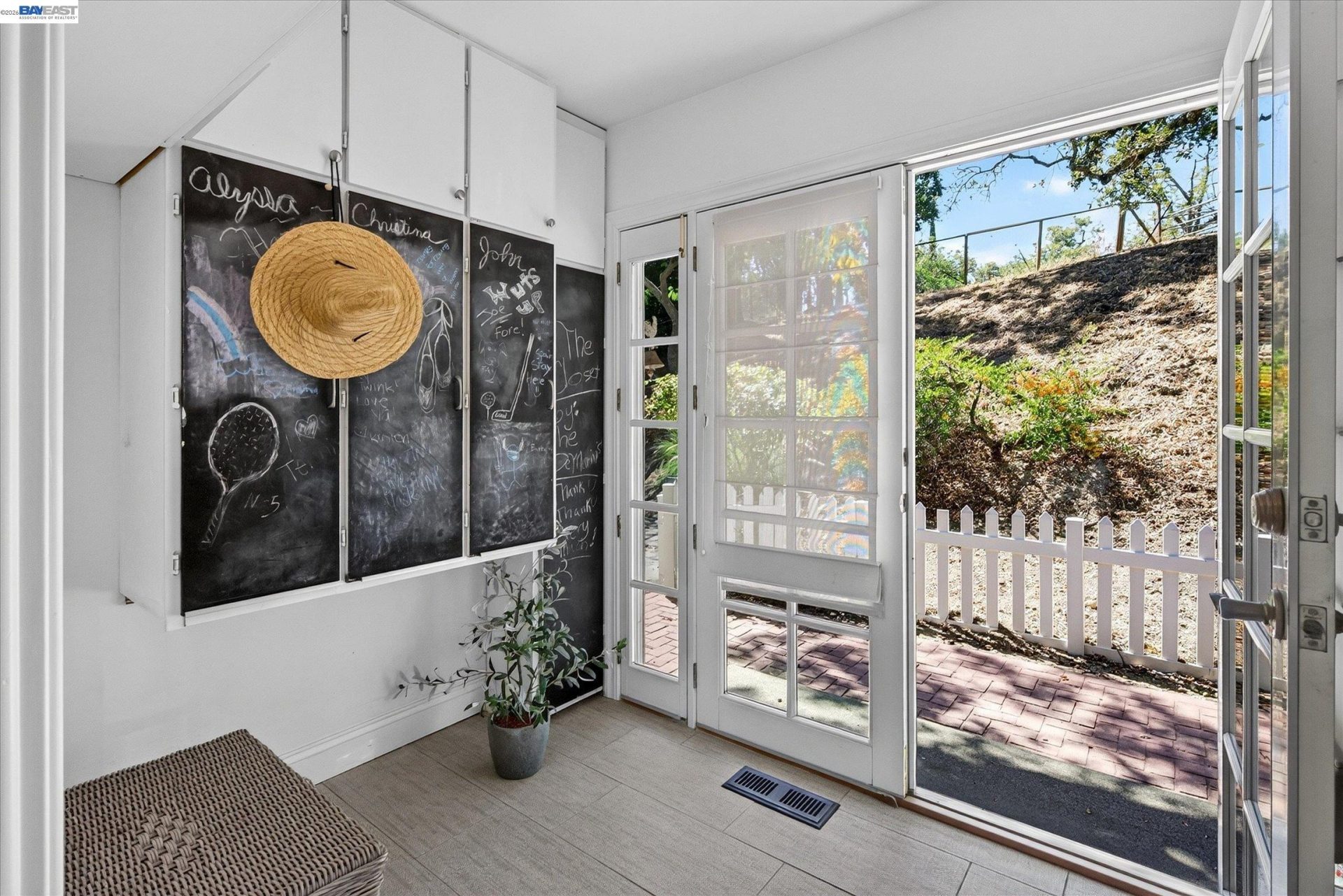 Property photo 28