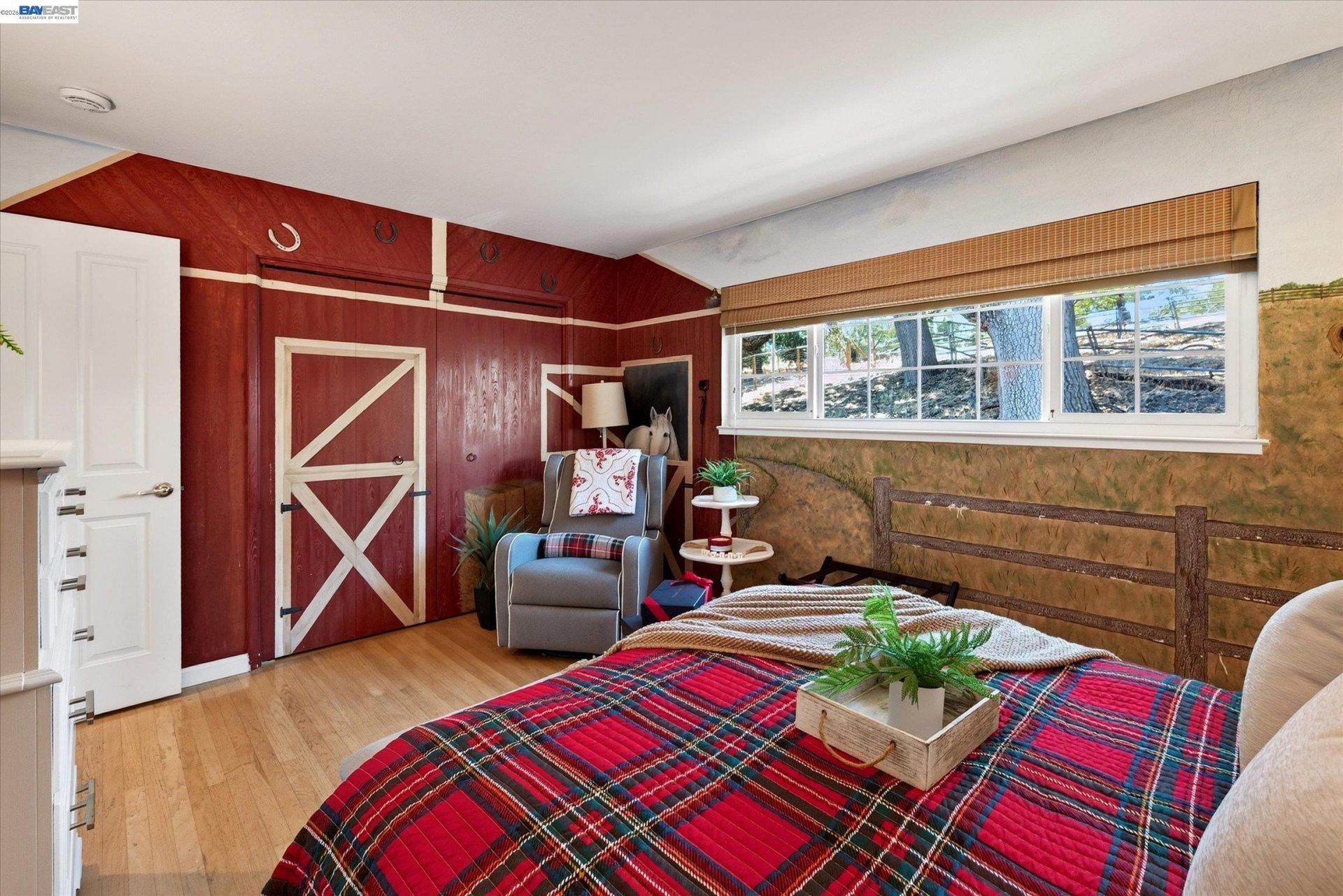 Property photo 42