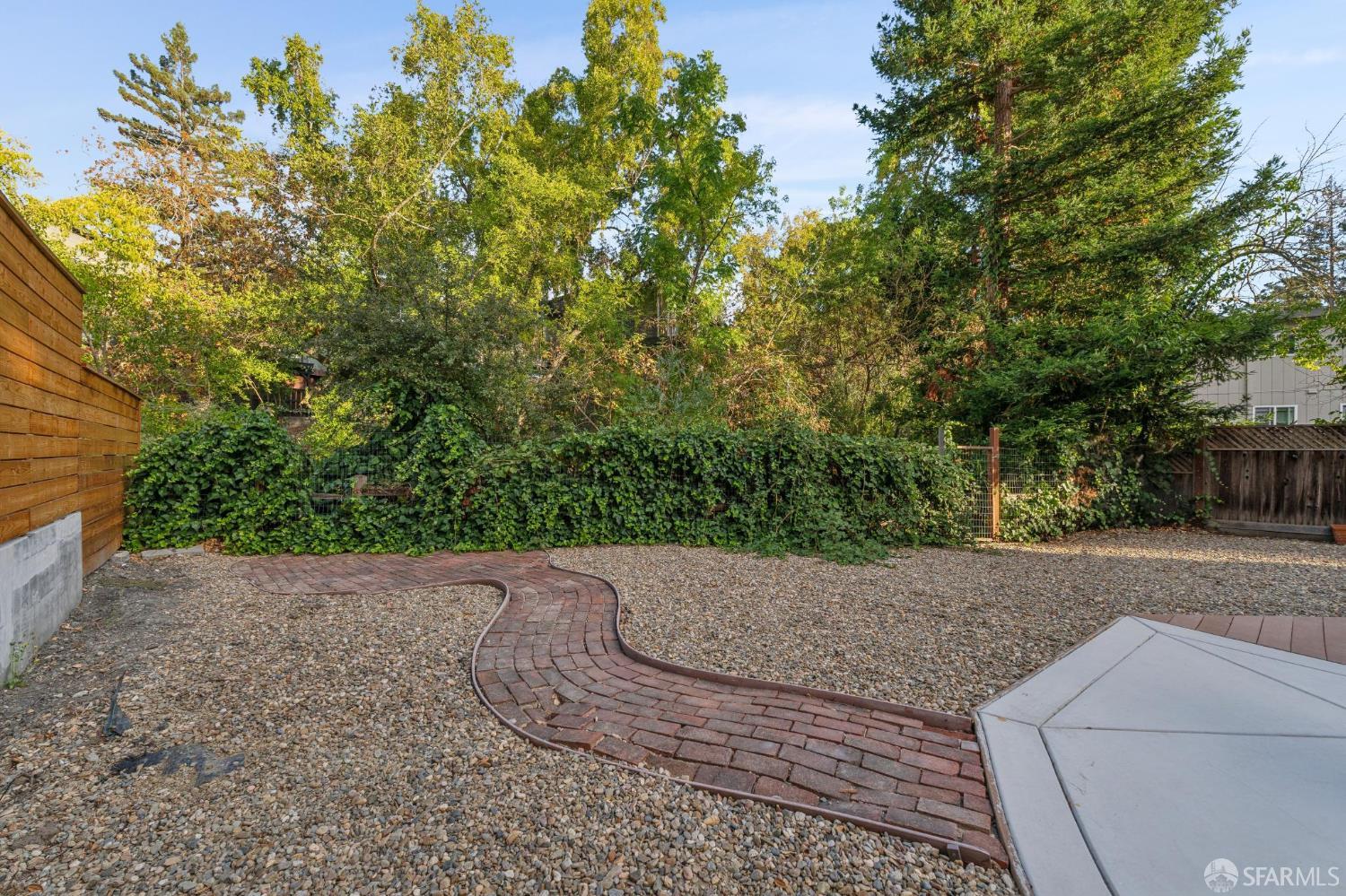 Property photo 25