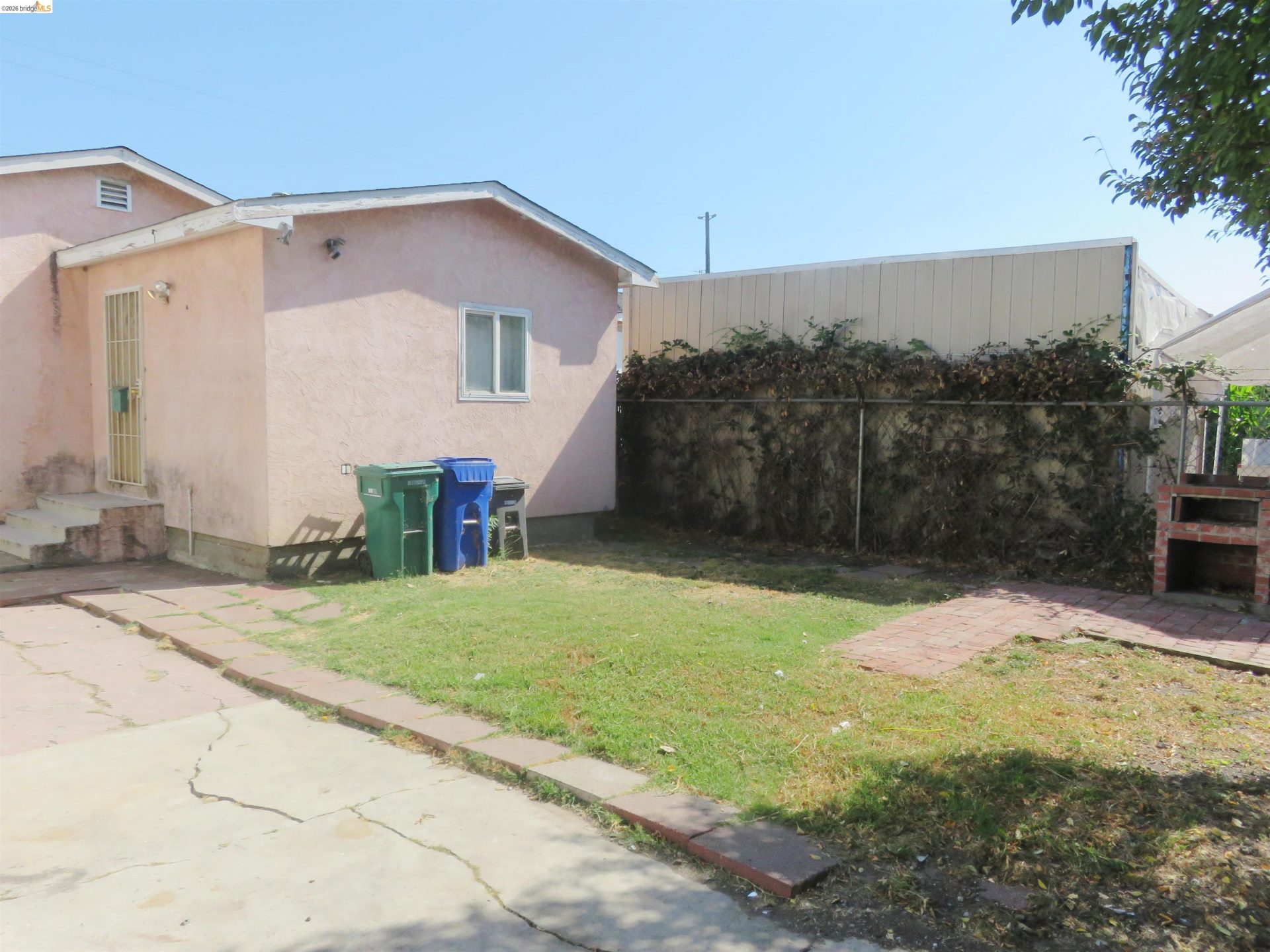 Property photo 23