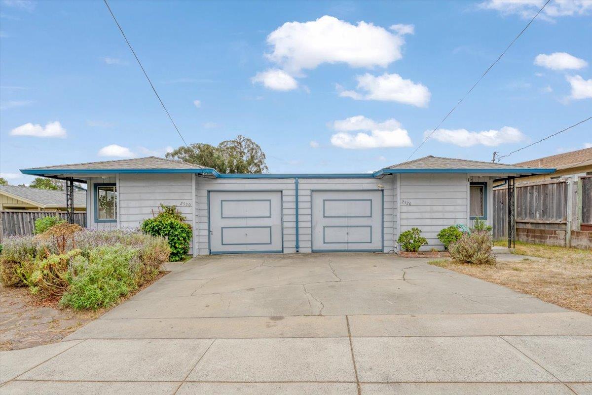 2520-2530 Capitola Rd
