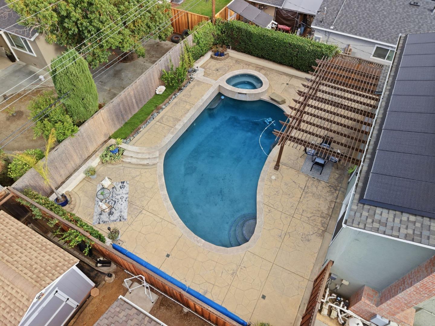 Property photo 44