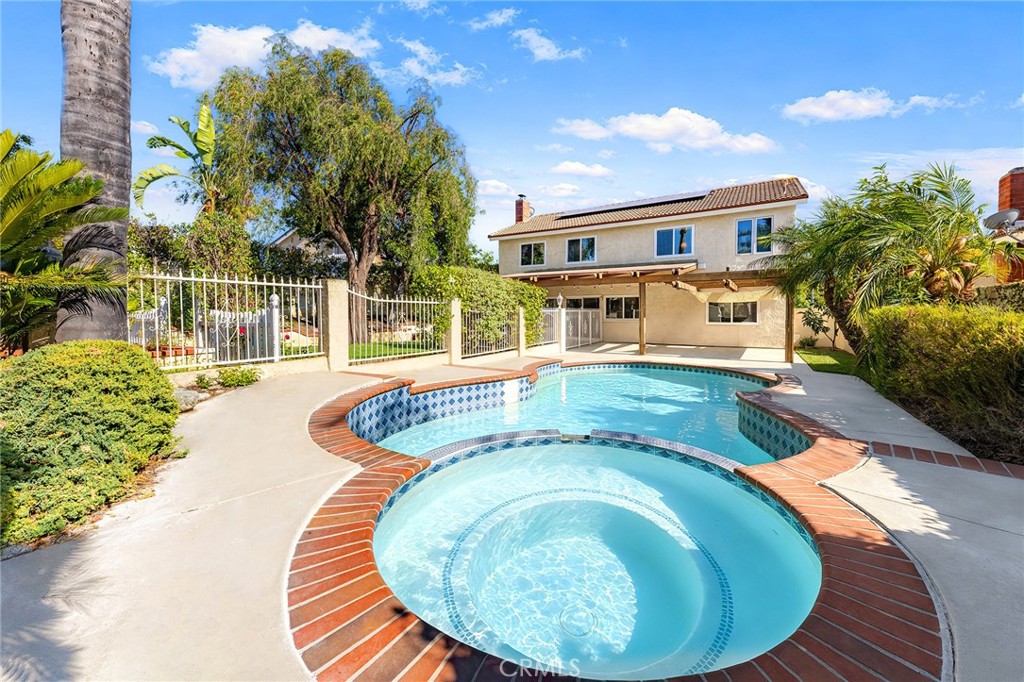 Property photo 33